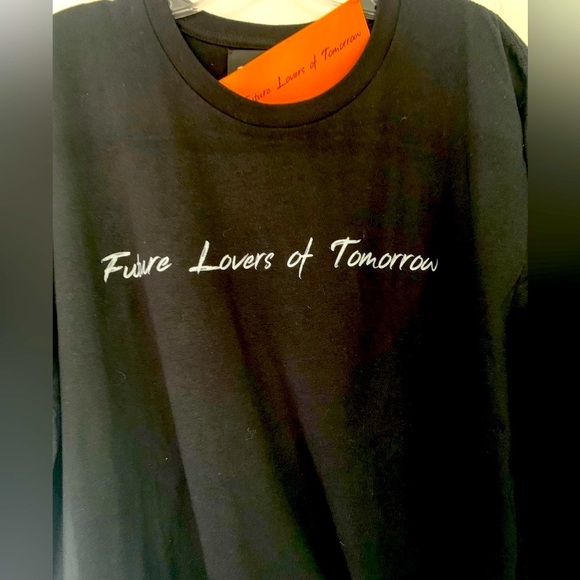 NWT FUTURE LOVERS LONG SLEEVE COTTON XL BLACK ‘FUTURE LOVERS OF TOMORROW’ - Picture 2 of 7